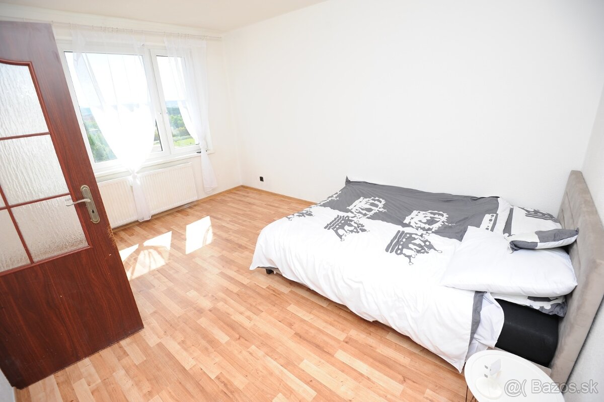 Slnečný 2 izbový byt s murovaným jadrom na predaj - 6