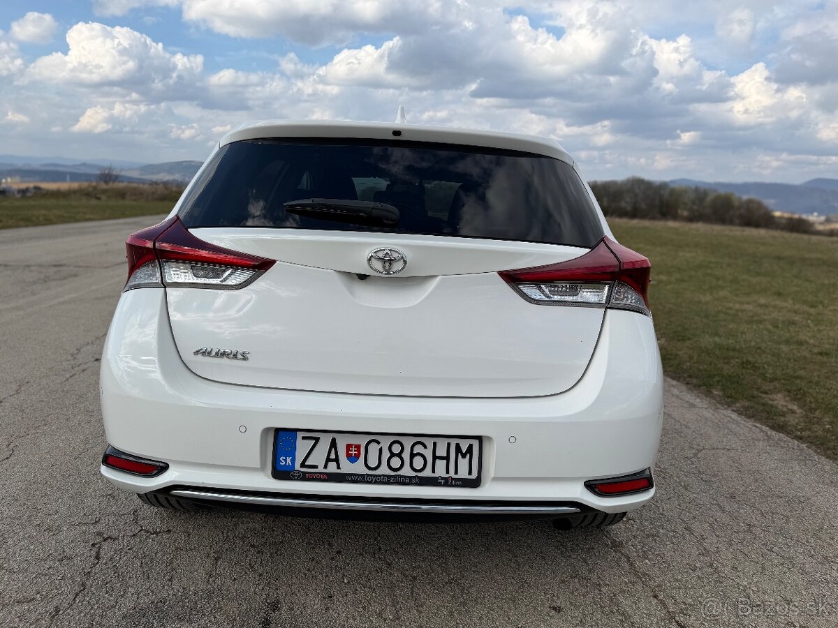 Toyota Auris 1.6 benzín 97kW Active Trend Plus - 6