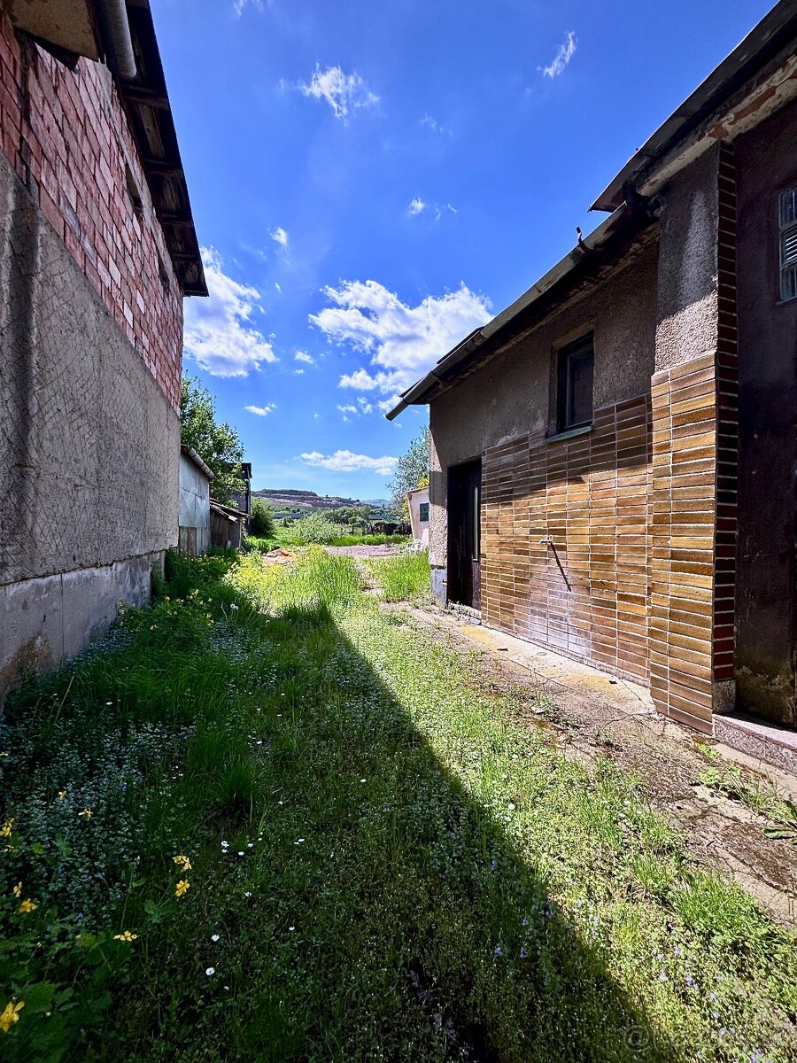 Na predaj rodinný dom s projektom na rekonštrukciu v Mýtnej - 6