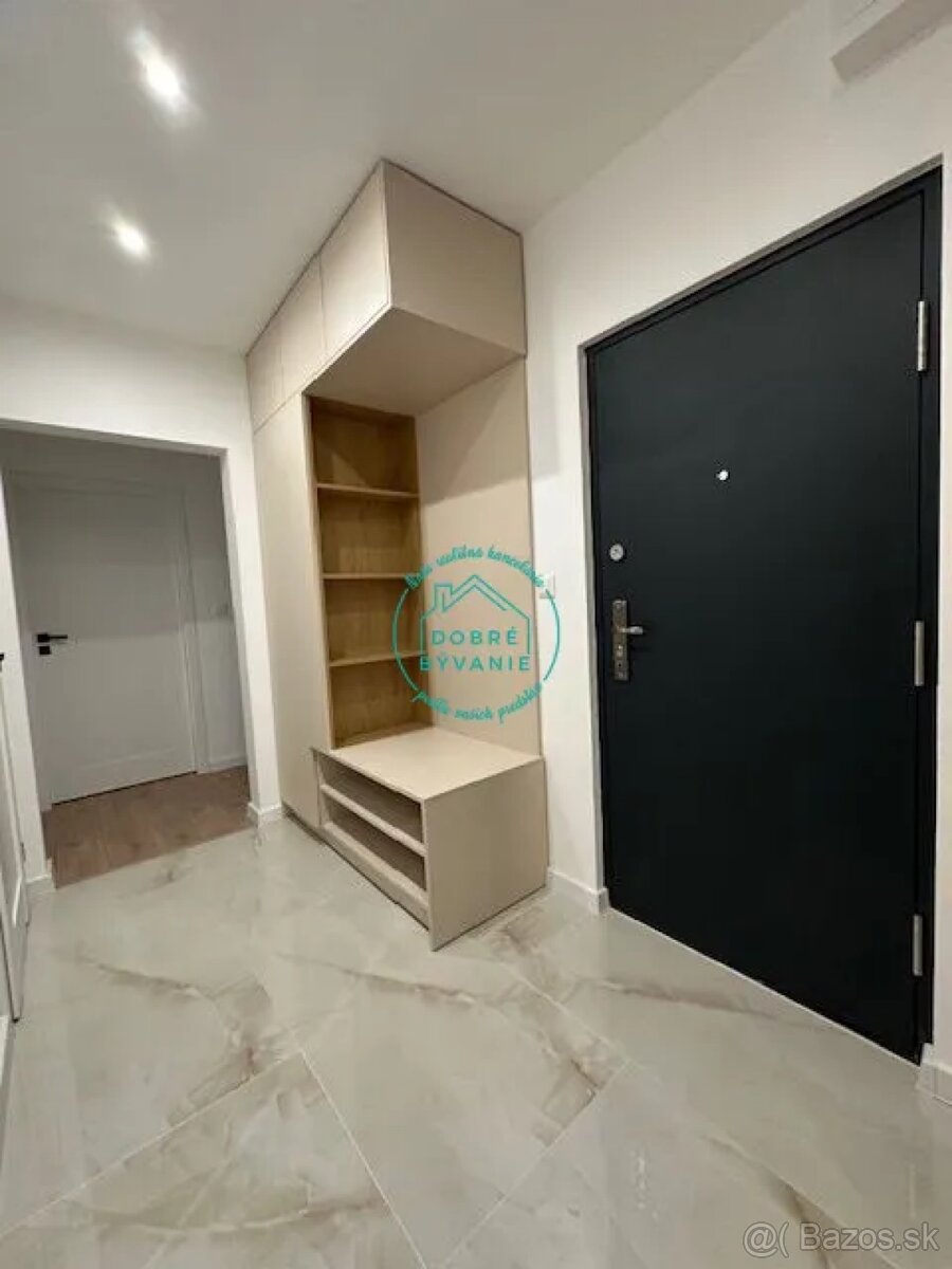Predám 3 izbový byt po kompletnej rekonštrukcii JUH - 6