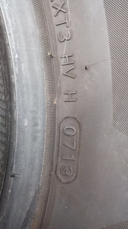 Predam letne pneu 2ks Hankook 215_65_R16 - 6