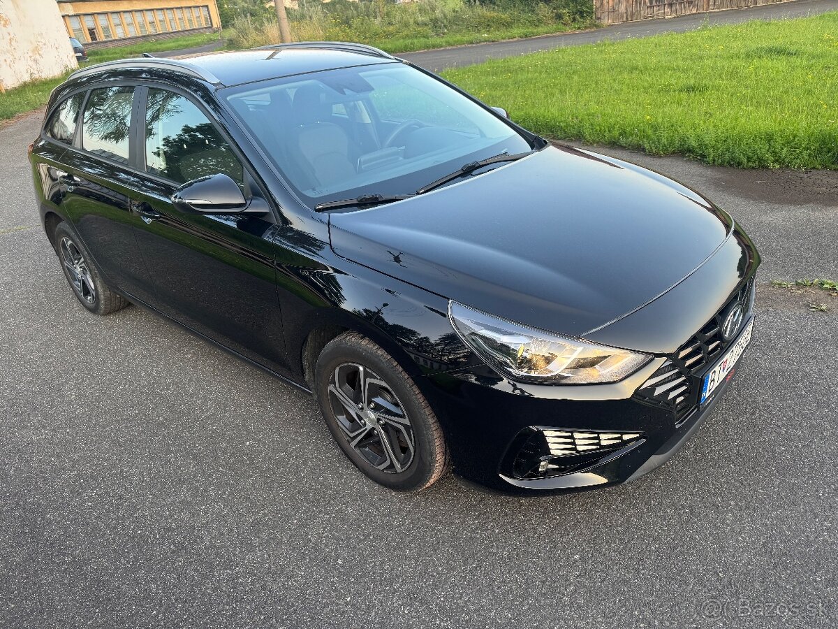 Hyundai i30 kombi 1.6crdi 85KW M6 RV2021 - 6