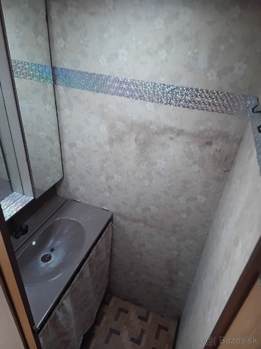 Obytný príves, karavan - 6