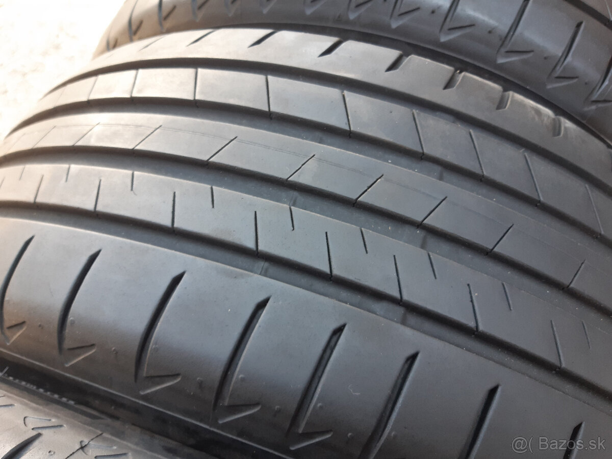 245/50 R19 -letné - 6