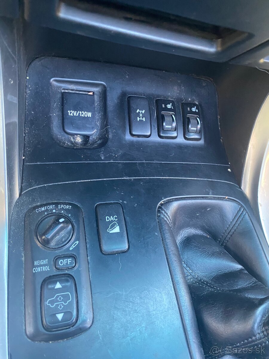 Toyota Landcruiser 120 - 6