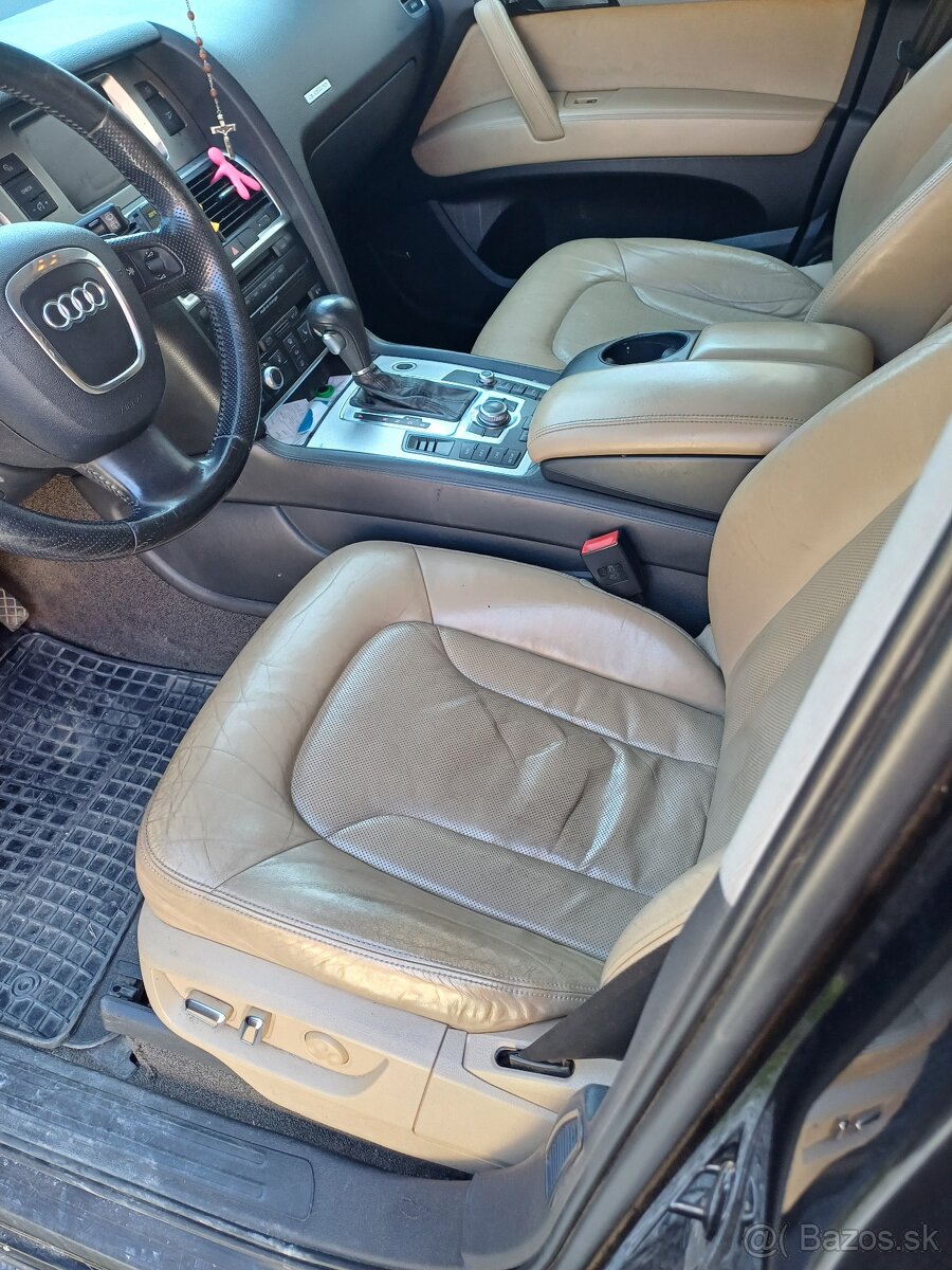 Audi Q7 - 6