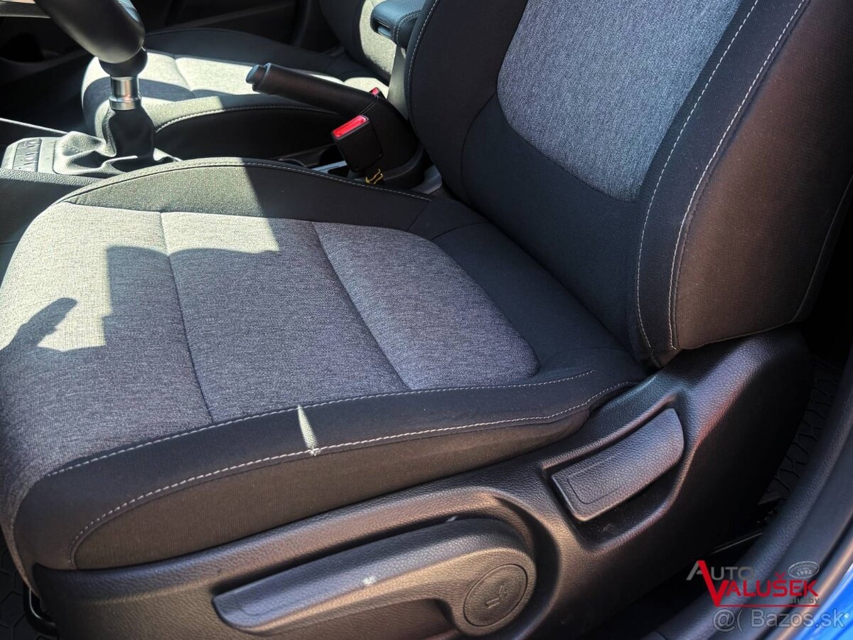 Kia Stonic 1.2 DPi, manuál, Silver + Silver Pack - 6