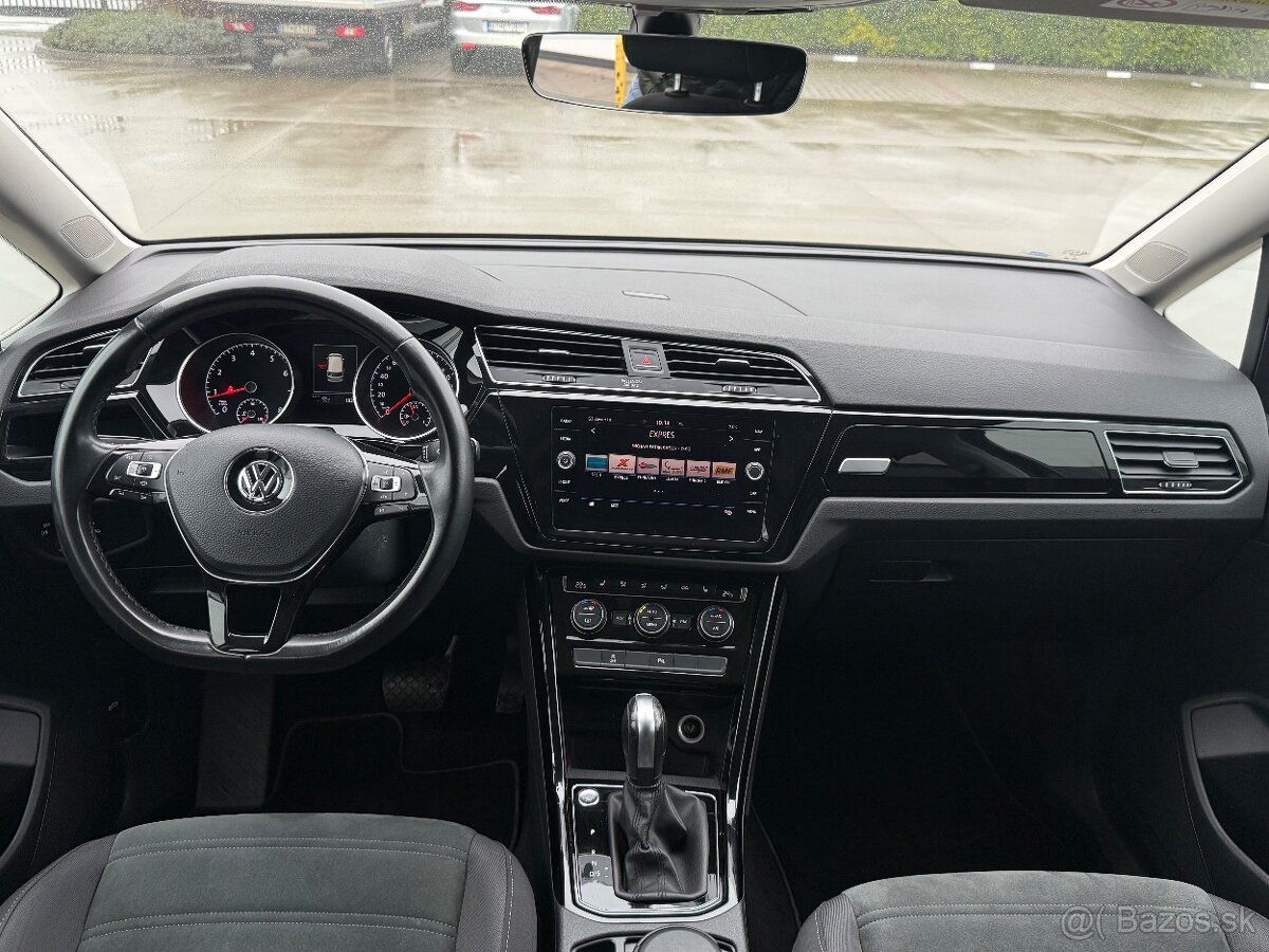 VW Touran 1.5TSI - 7 miest, automat - 6