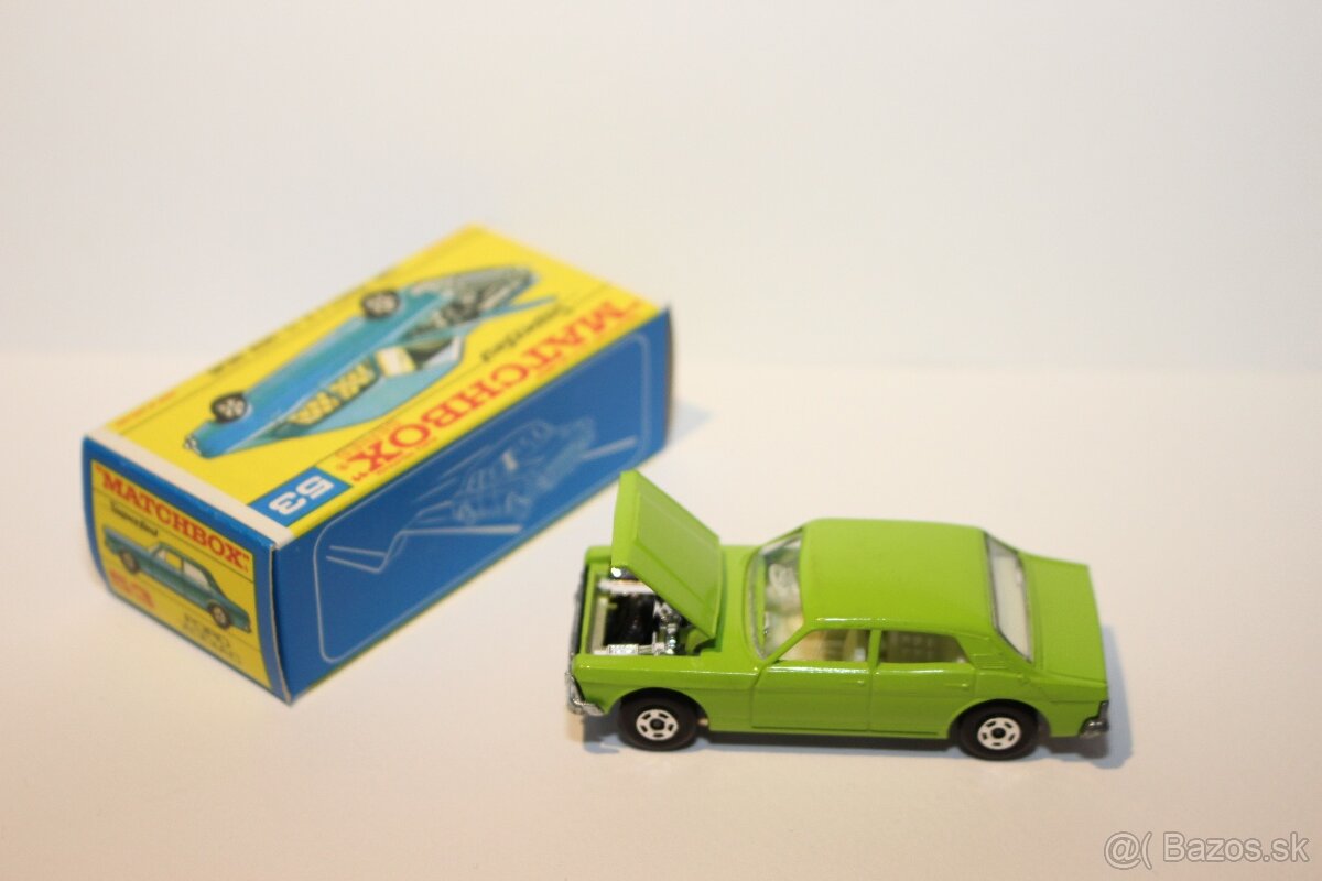 Matchbox SF Ford Zodiac MK.IV - 6