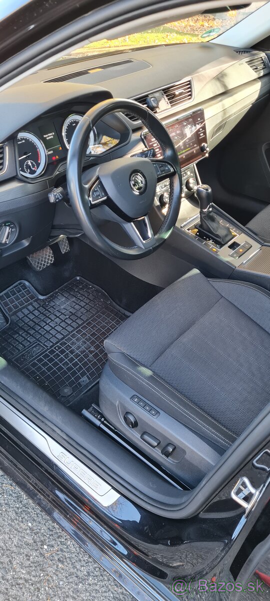 Škoda superb 3 combi 2,oo tdi, 2020" matrix - 6