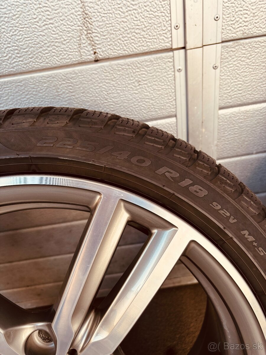 Bmw 18" f40,44 zimne pneu - 6