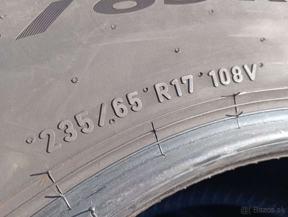235/65/17 Pirelli letné pneu 4ks - 6