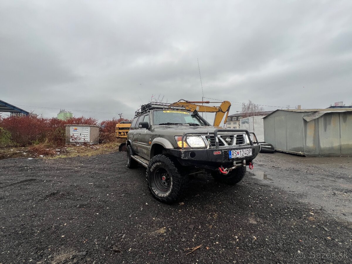 Nissan Patrol Y61 2.8 TD SE+ - 6