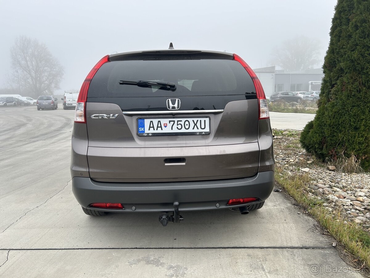 Honda CR-V 2,2 idtec 110 kw 4x4 - 6
