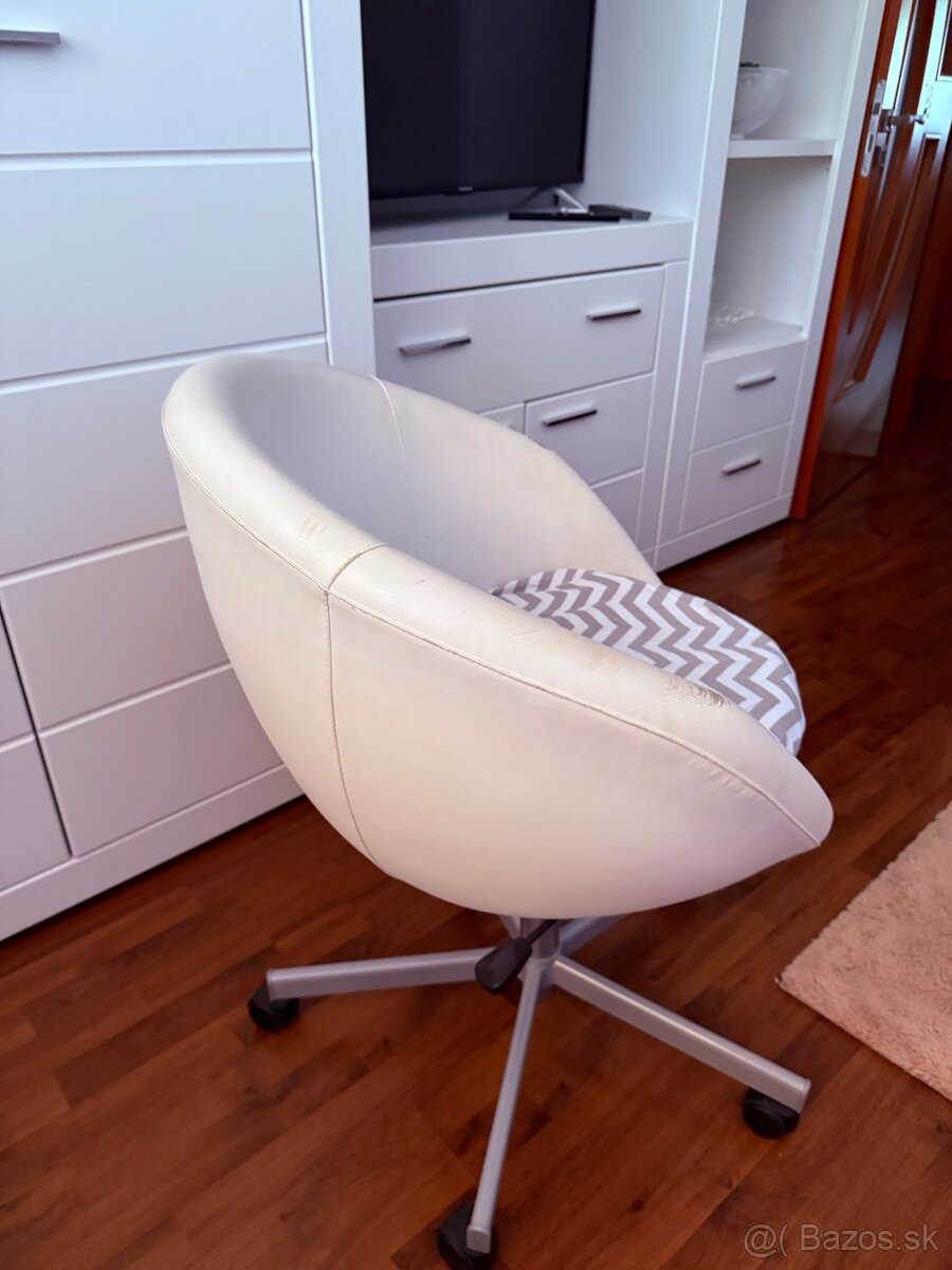 otočné kreslo IKEA - 6