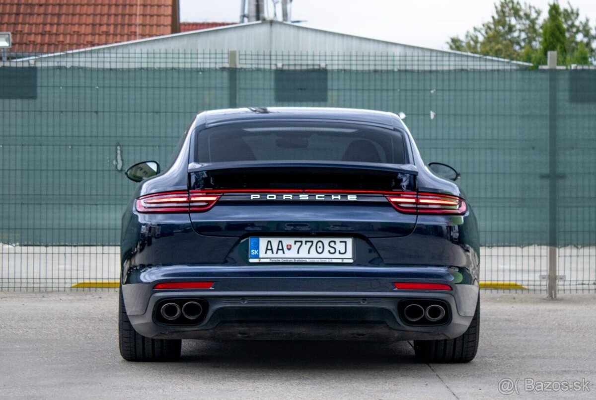 Porsche Panamera 4 E-Hybrid 4x4 A/T - 6