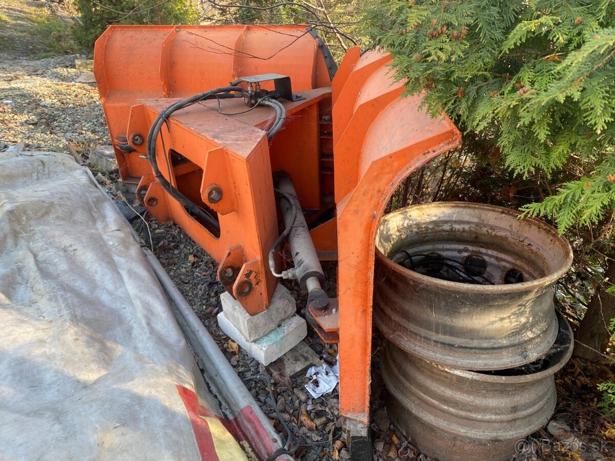 Pluh do sniegu Vario traktor koparko ładowarka - 6