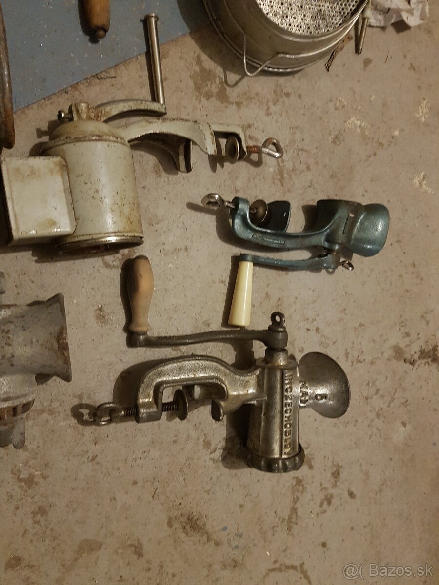 predam stary retro fen,kulmu ziarovky zasuvky mlynceky - 6