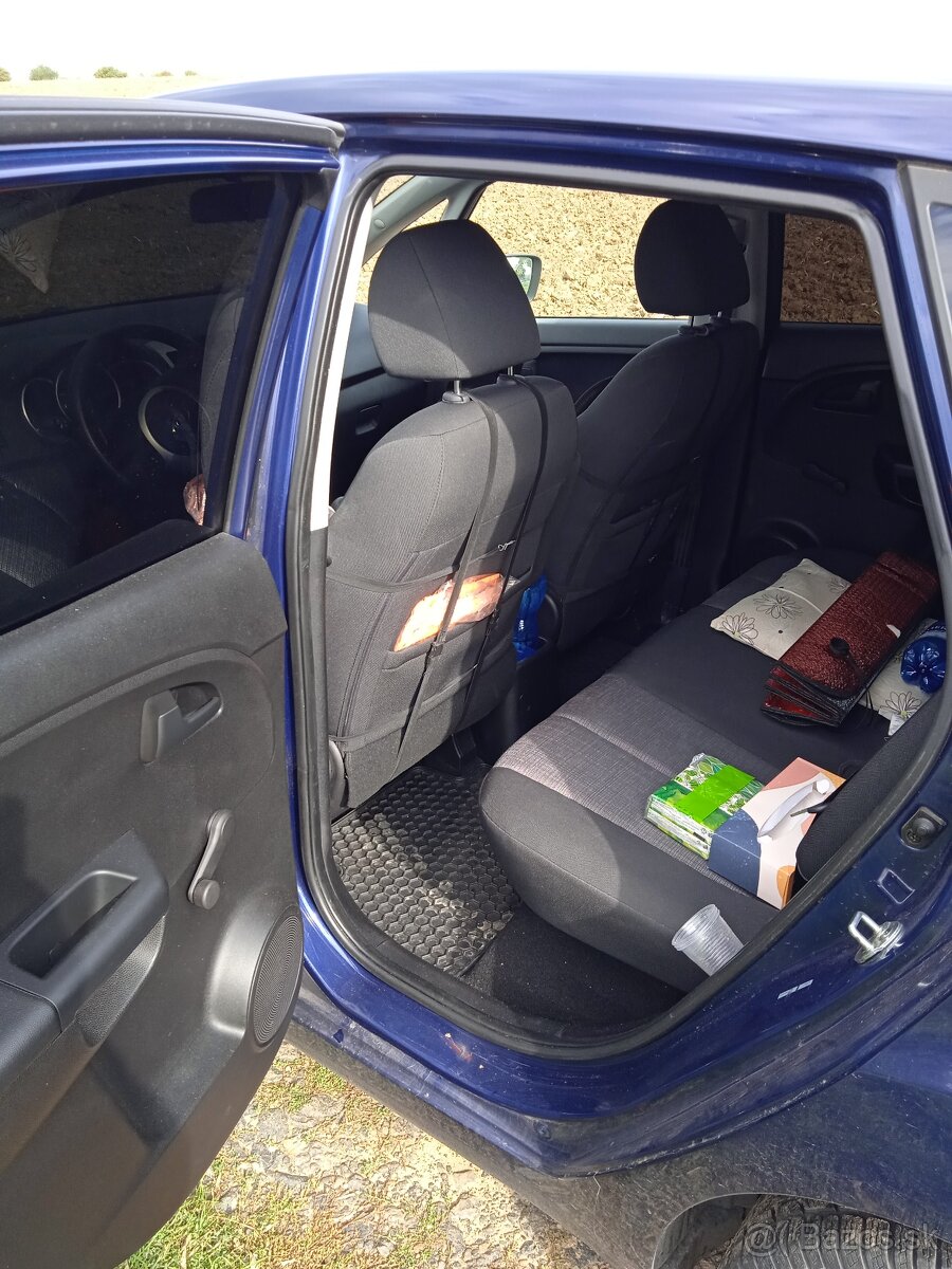 Kia Venga 1,4 CVVT 40.000 km - 6