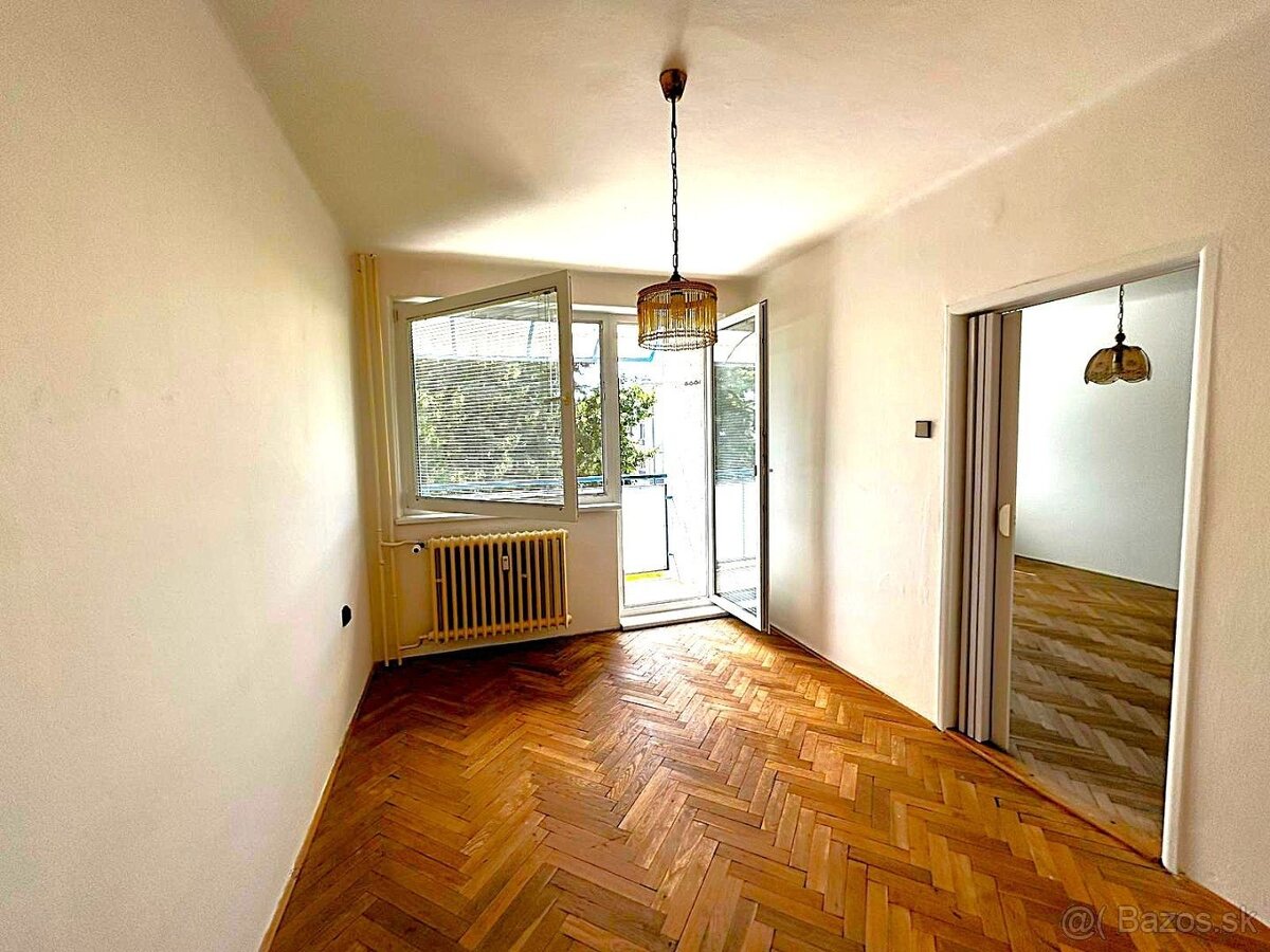 Prenájom slnečný 2-izbový TEHLOVÝ byt s loggiou, nezariadený - 6