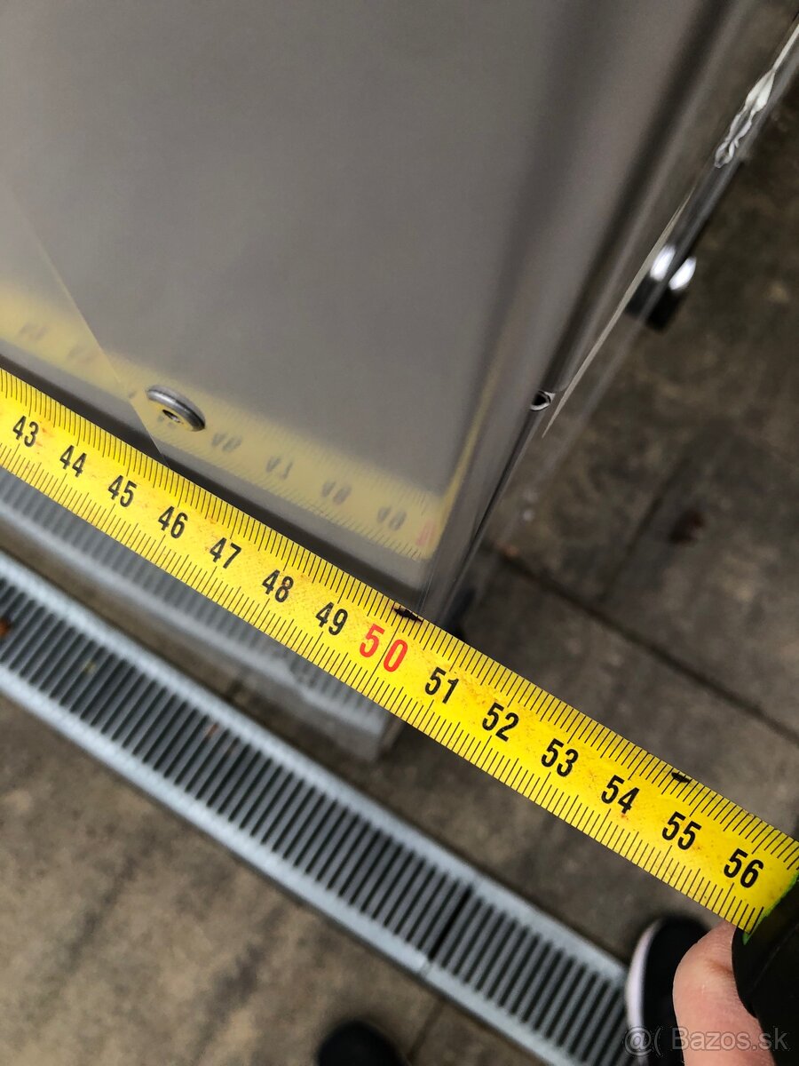 Šatníková skrinka kovová 30x50x180cm - 6