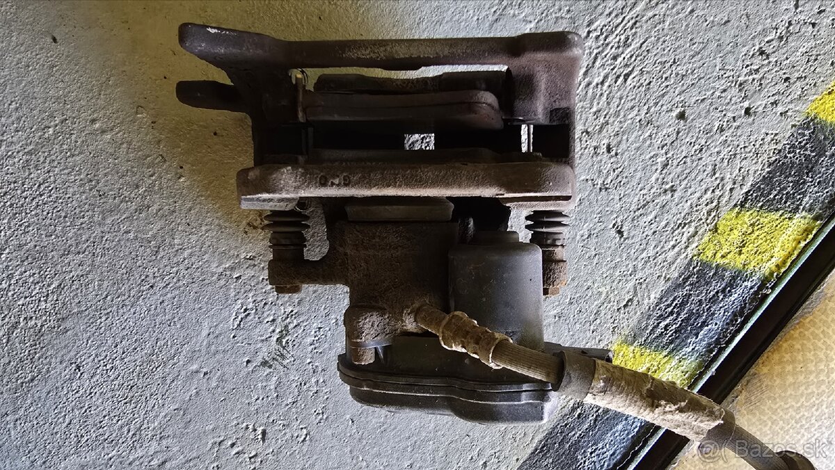 Zadne brzdy Audi A5 / A4 / A6 - 6