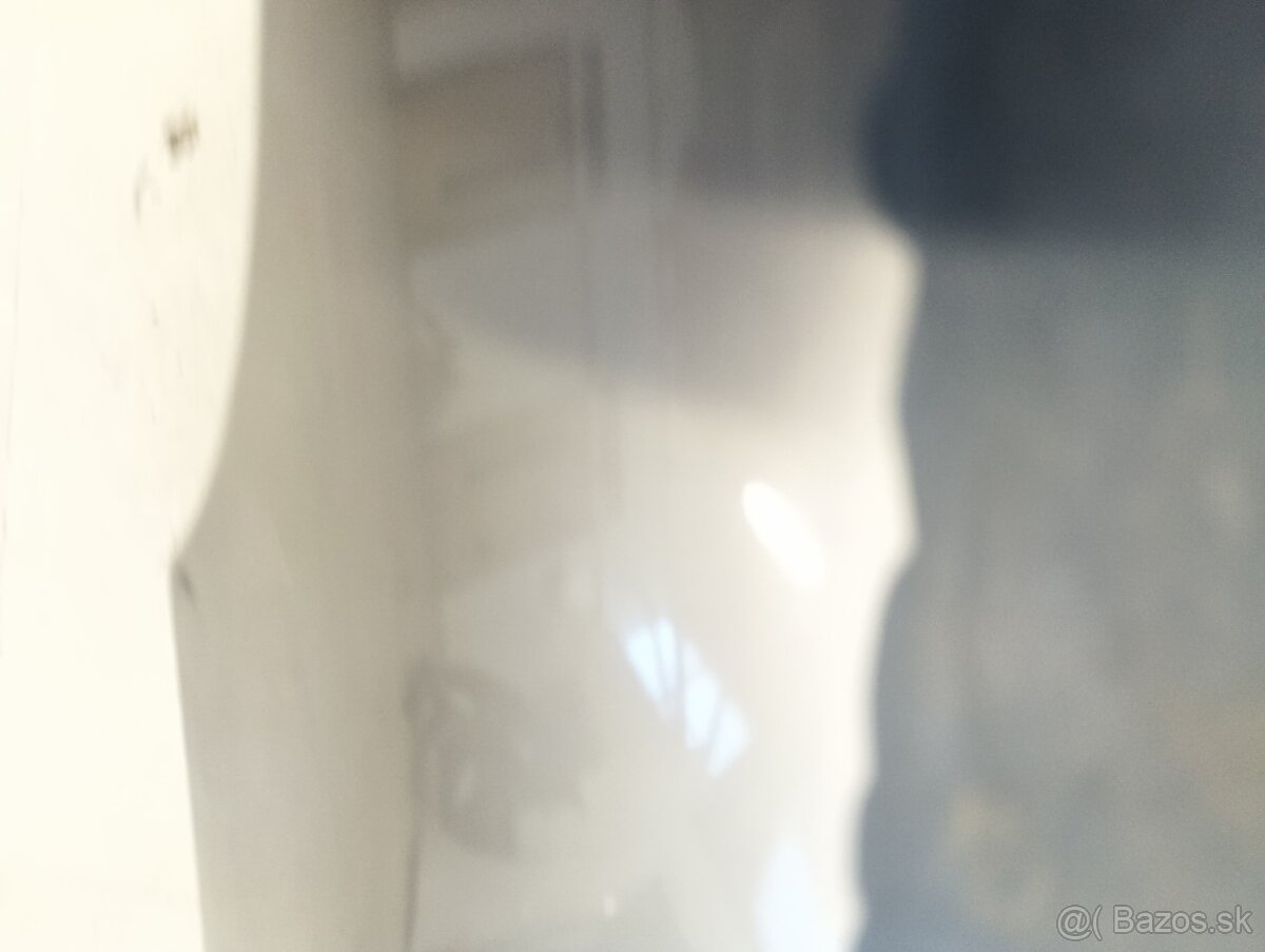 Predný nárazník VW Golf V so spojlerom - 6