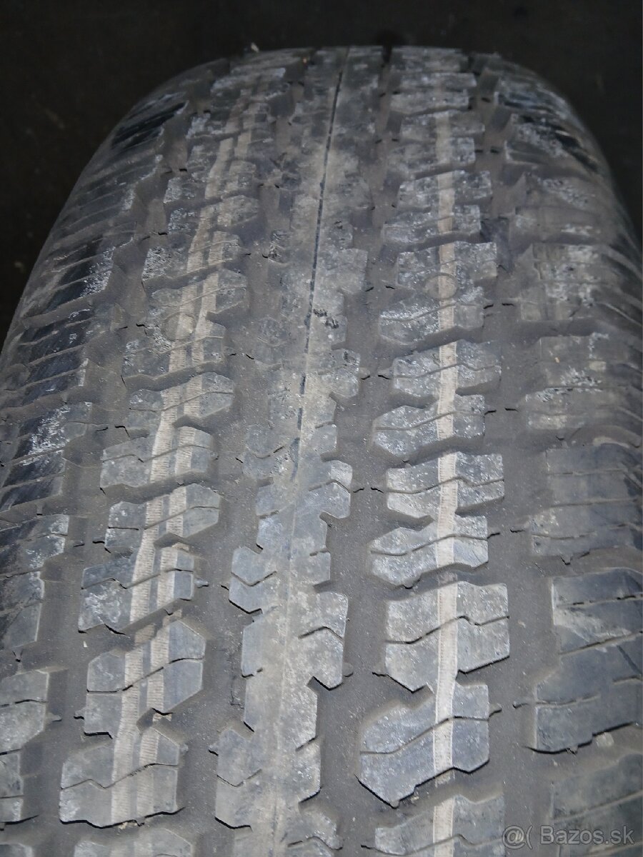 Elektrón 6x139,7 R15 s pneu KUMHO - 6