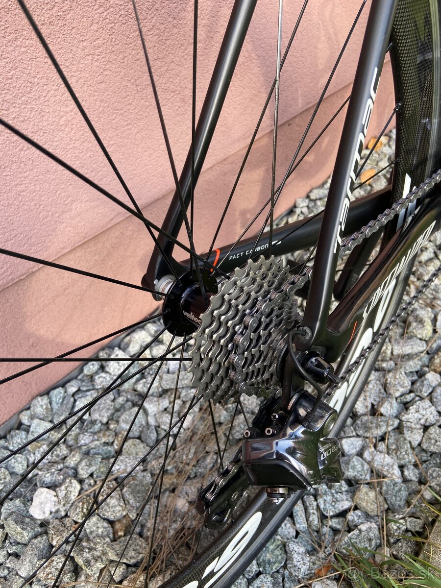 Cestný karbónový bicykel - 6