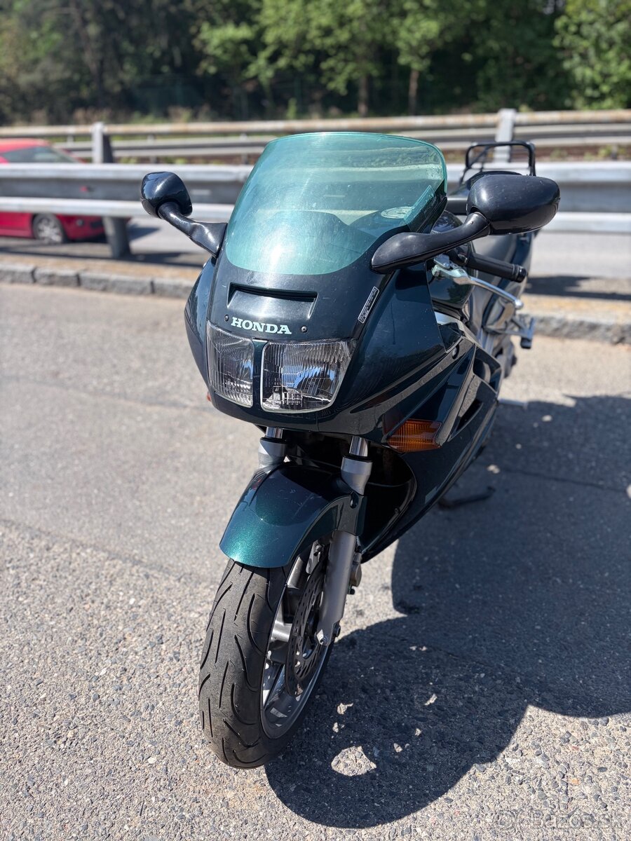 Honda Vfr 750 rc36 - 6