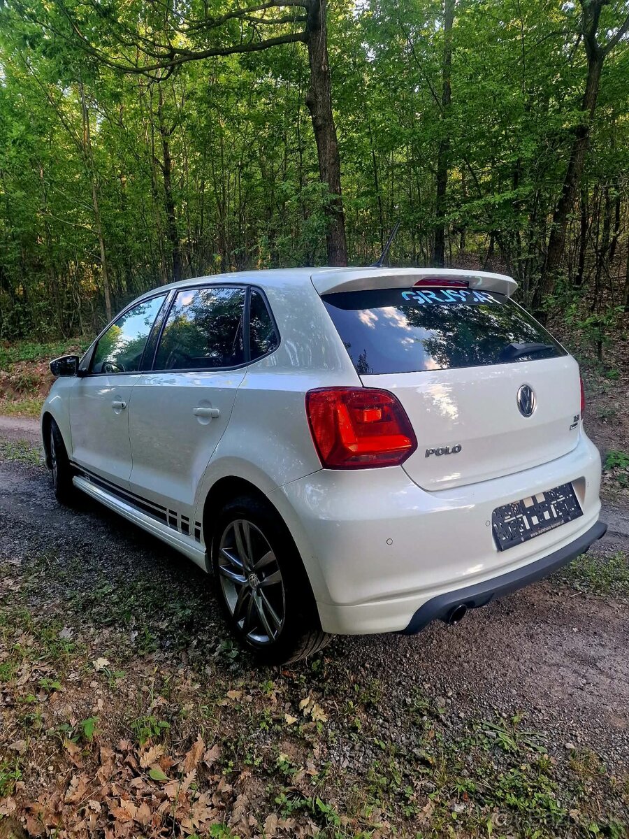 Volkswagen Polo 1.2 TSI R - Line - 6