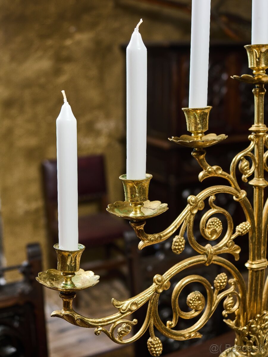 Párové neogotické mosadzné svietniky z 19. storočia - výška - 6