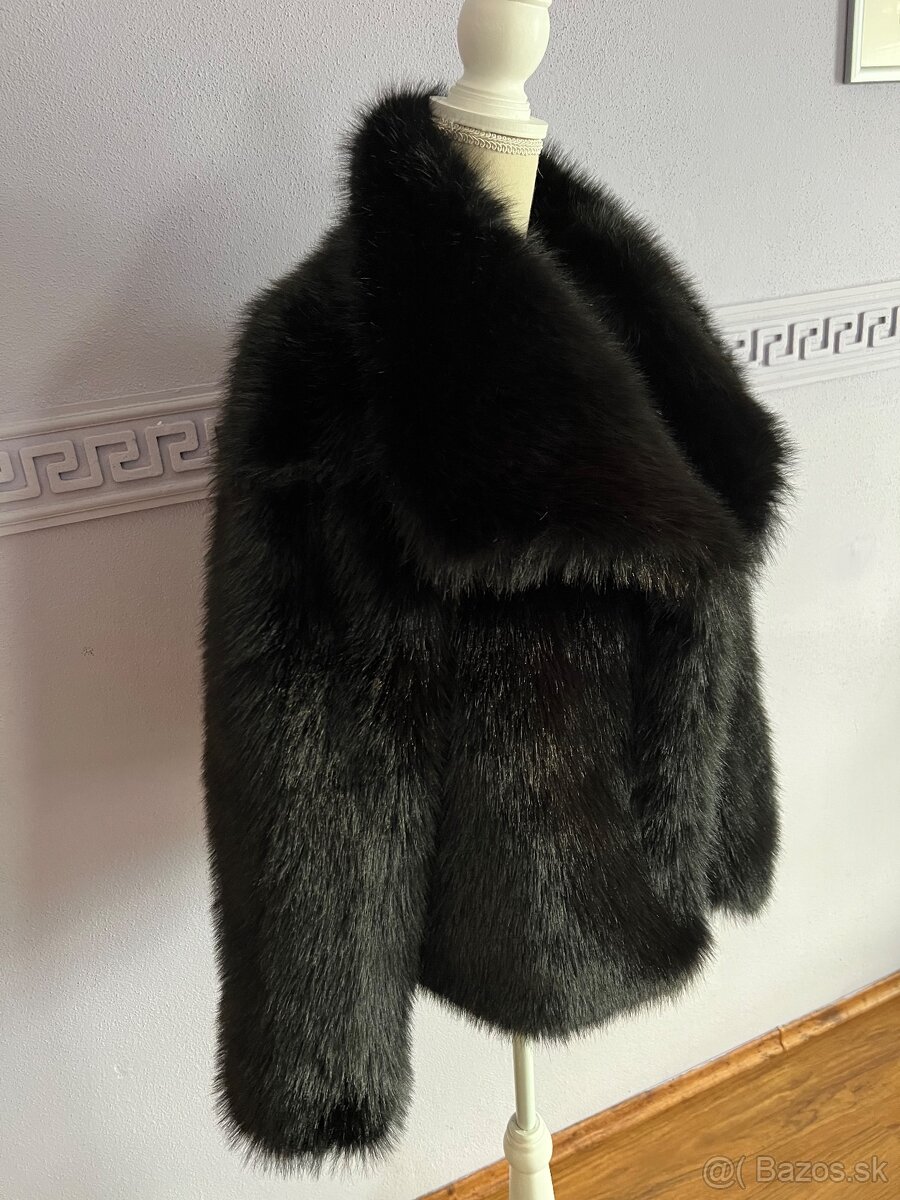 Nový čierny kožúšok - 6