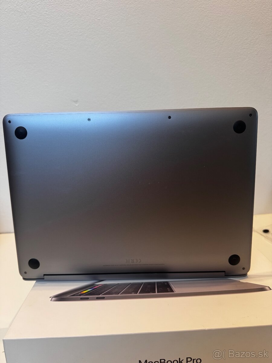 MacBook pro 13” - 6