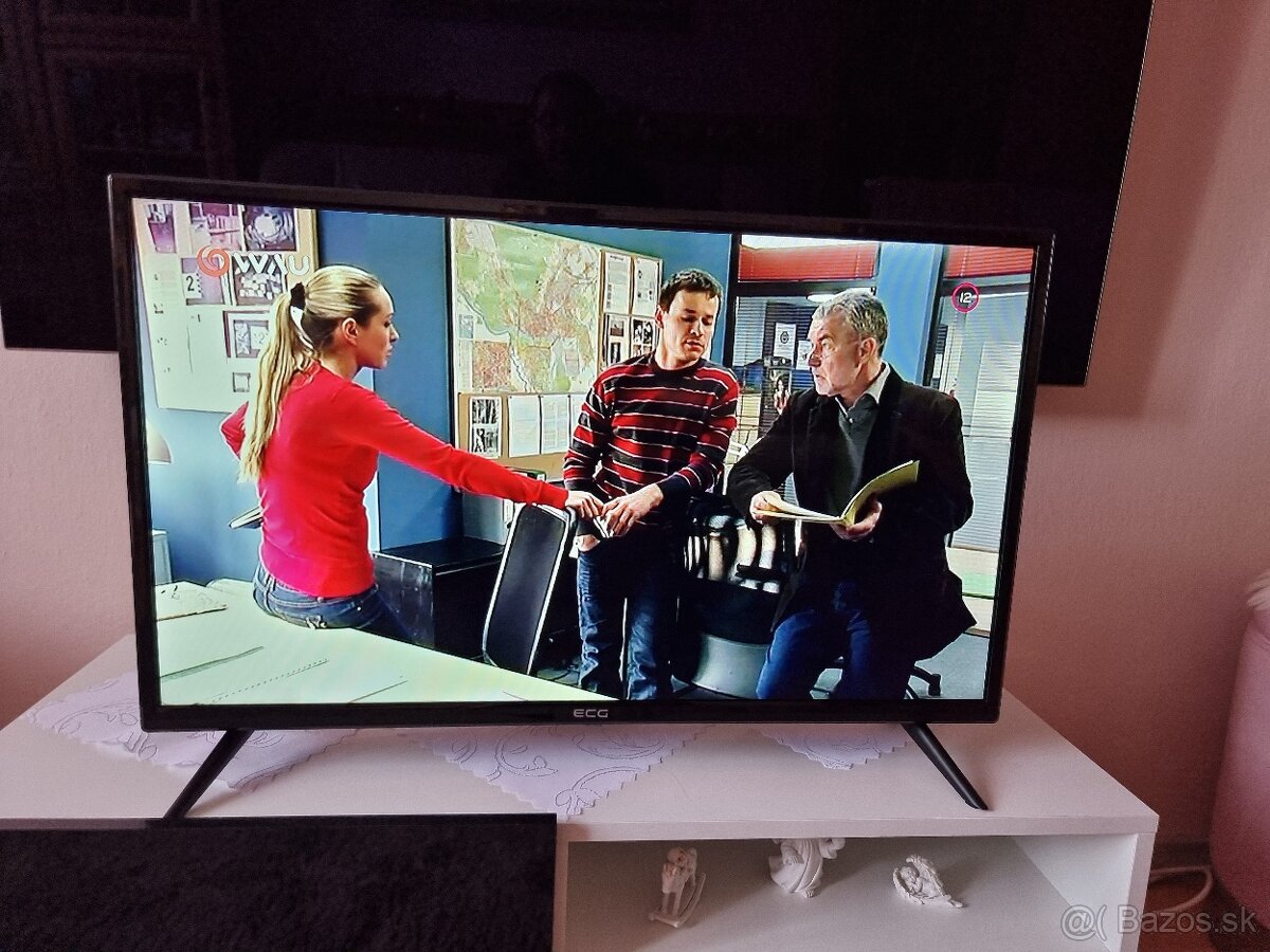 Predám LED TV ECG 32 H02T2S2 HD ready - 6