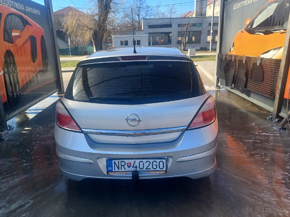 Opel Astra H - 6