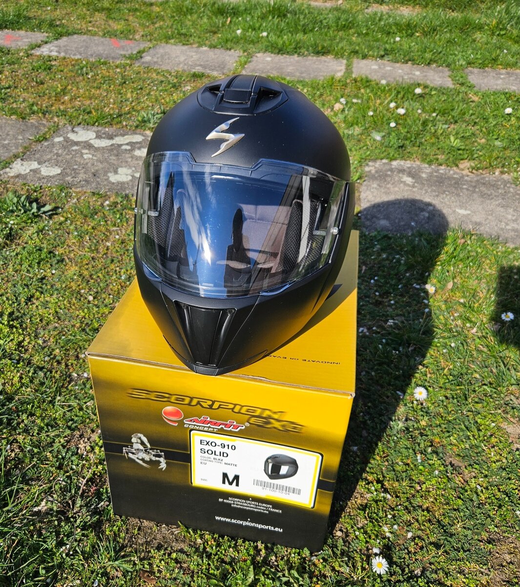 Prilba Scorpion EXO - 6