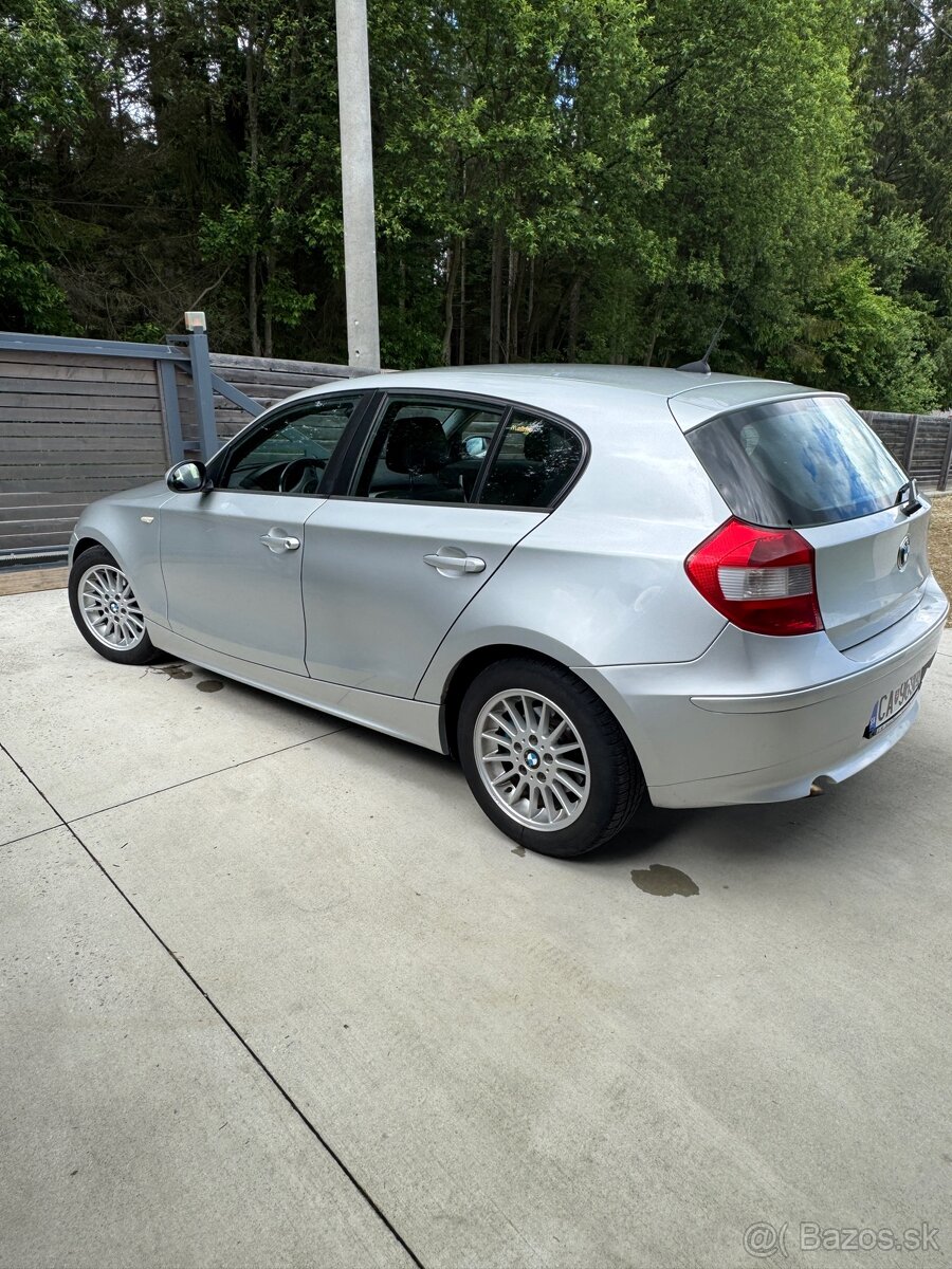 BMW 118D - 6