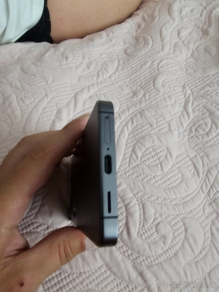 Predam samung s24 256gb - 6