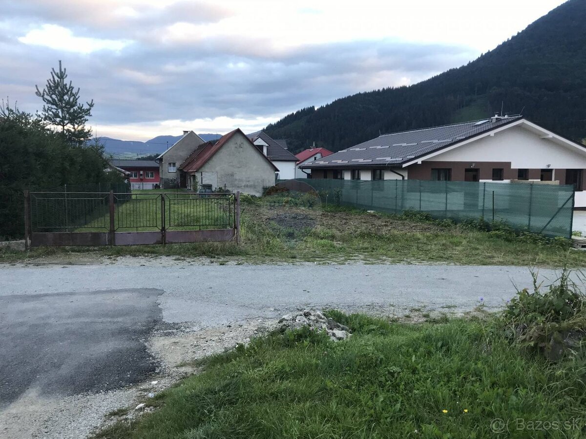 Realitná kancelária RE/MAX ponúka na predaj stavebný pozem - 6