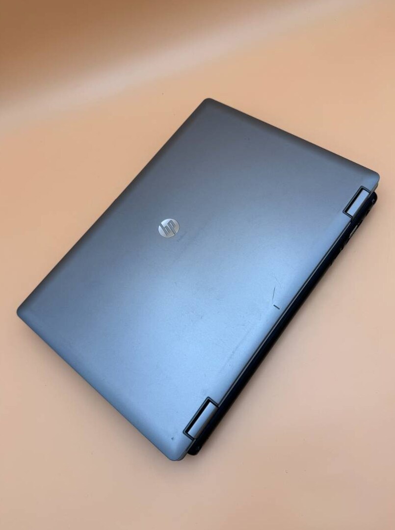 Notebook 14" HP.Intel i5-M520 2x2,40GHz.8gb ram.240gb SSD - 6