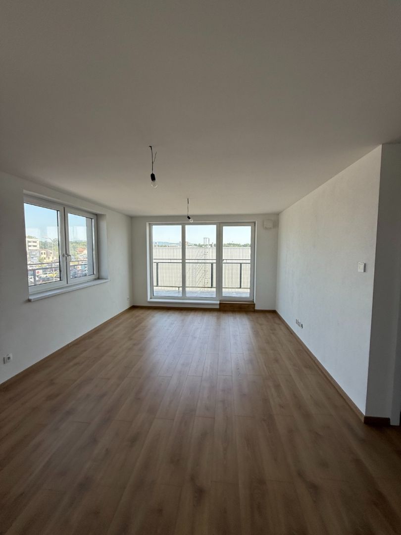 AKCIA - ZNÍŽENÁ CENA- Napredaj 2 - izbový luxusný byt v no - 6