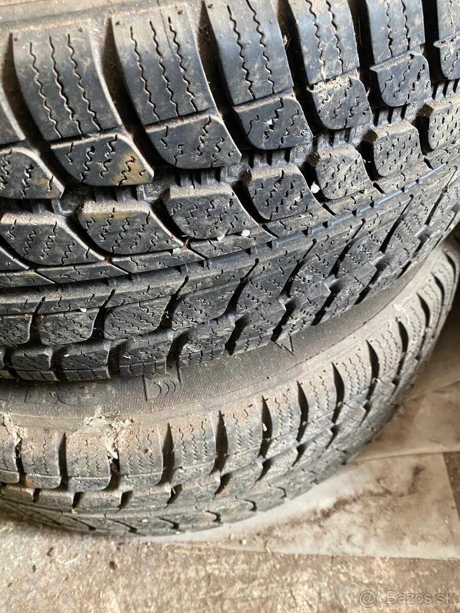 Predám kolesá 215/60 R16 - 6