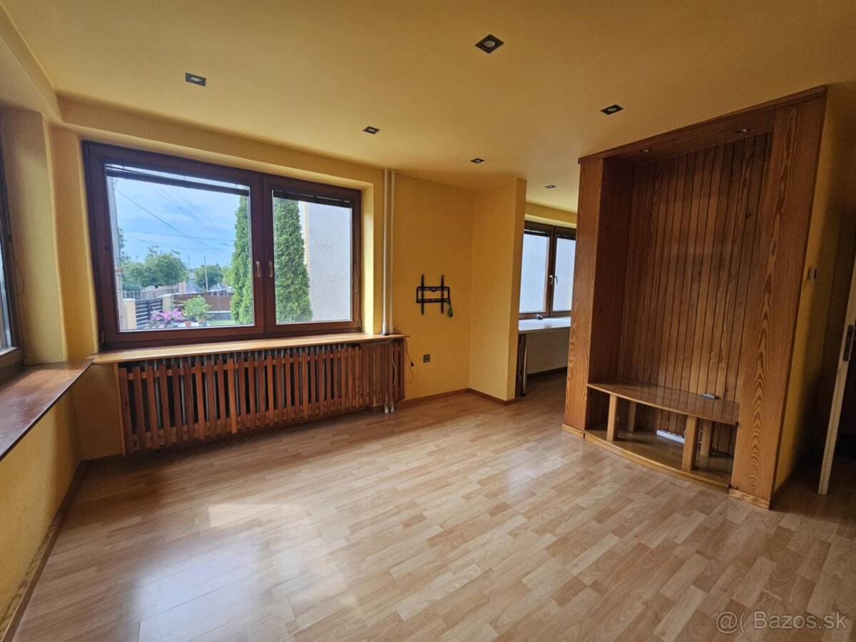 Ponúkame rodinný dom v Tornali.Znížená cena - 6