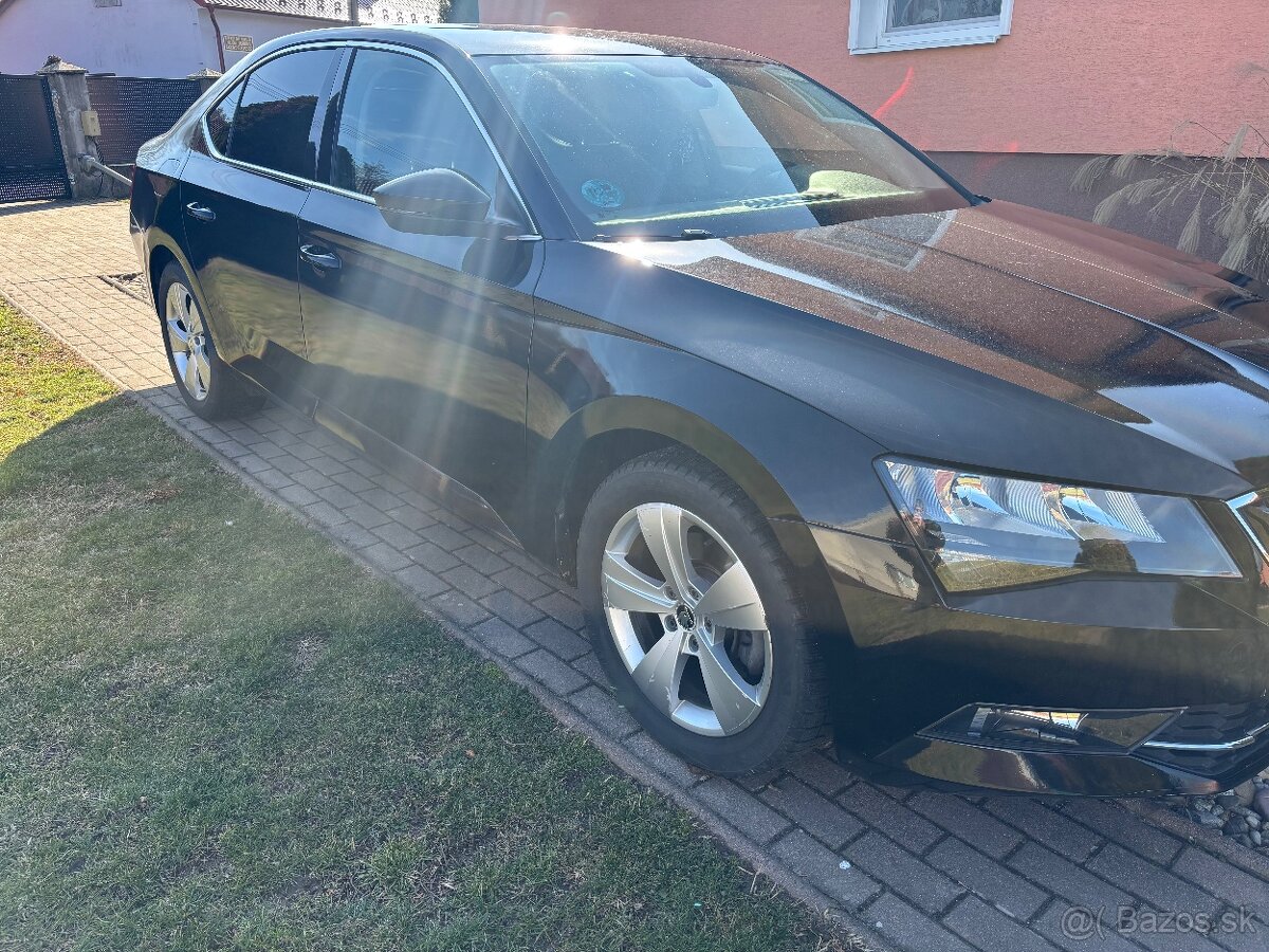 PREDÁM ŠKODA SUPERB 2,0tdi - 6