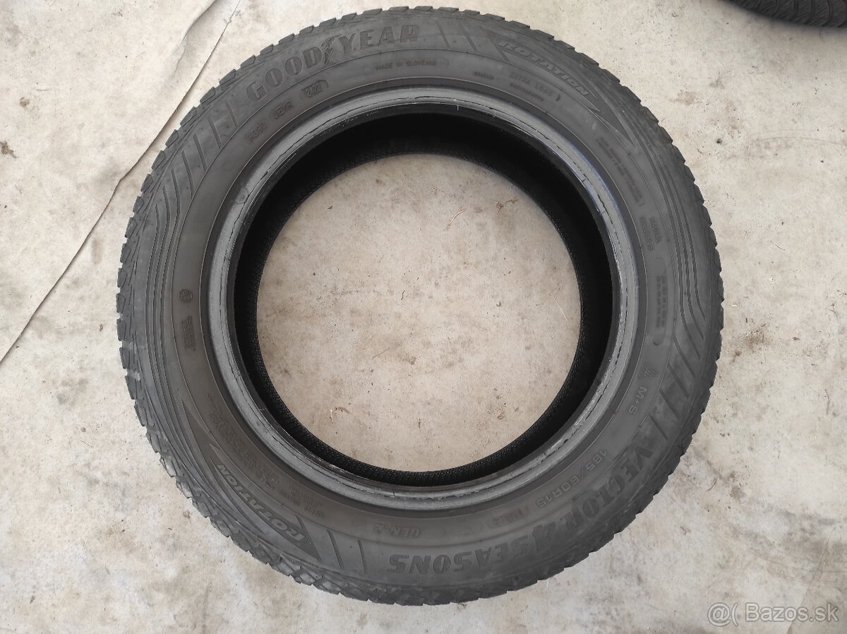 Celorocne pneu 185/60 R15 GoodYear 4ks - 6