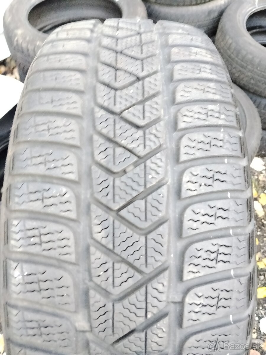 Zimne 215/55 R17, 98V, PIRELLI SOTTOZERO3, 4ks - 6