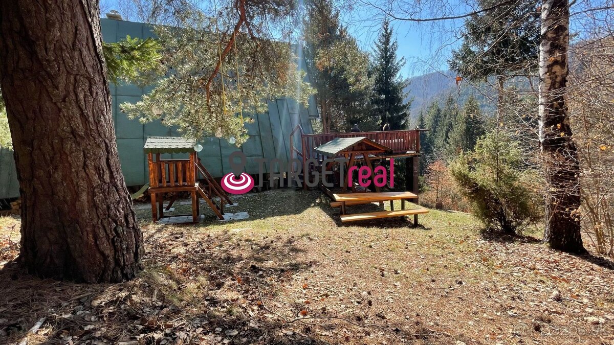 TARGETreal | NA PREDAJ REKREAČNÁ CHATA S 5 STAVEBNÝMI POZEMK - 6