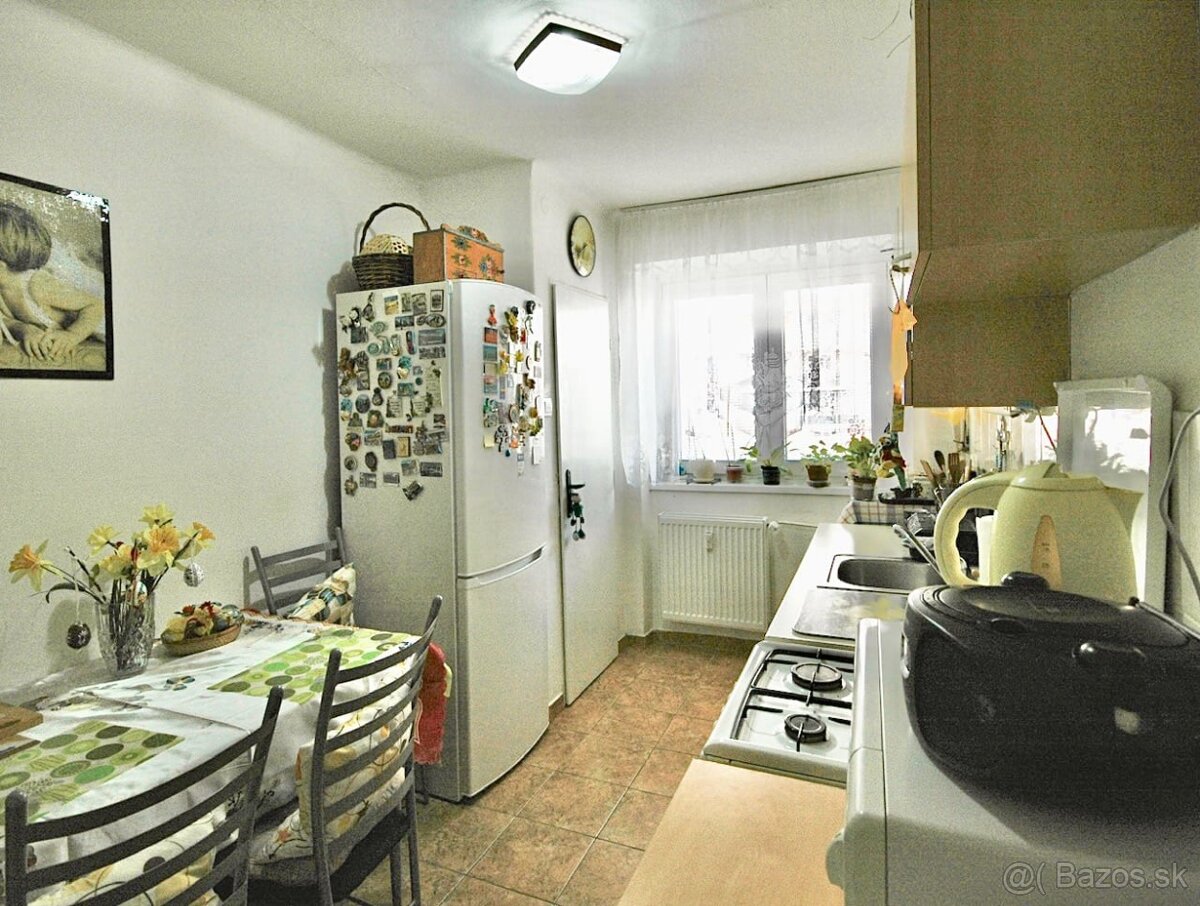 Predaj 2 izbový byt v nízko podlažnom bytovom dome Komárno - 6