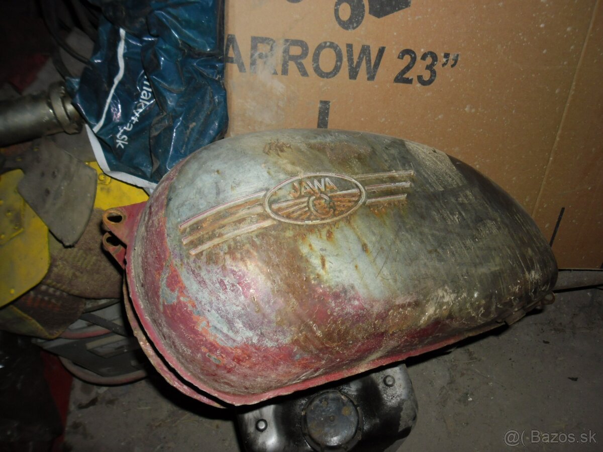 Predám nádrž JAWA - 6